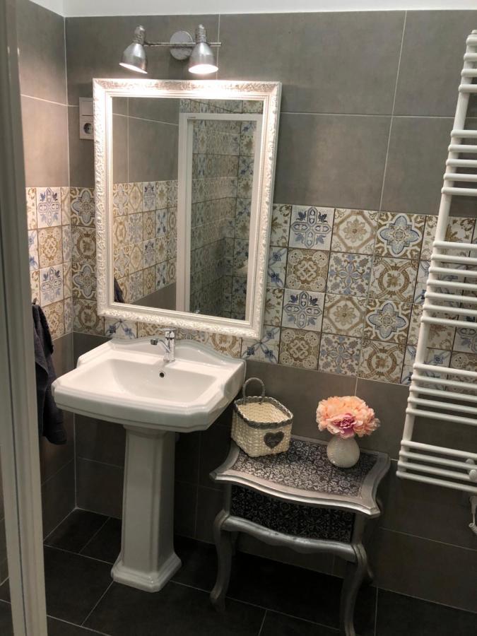 Katus Apartman Apartment Eger Bagian luar foto