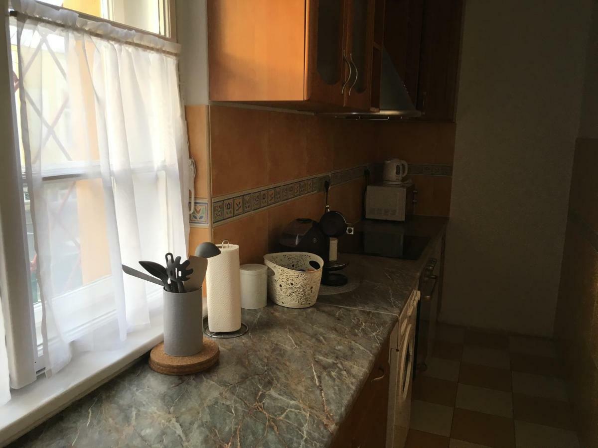 Katus Apartman Apartment Eger Bagian luar foto